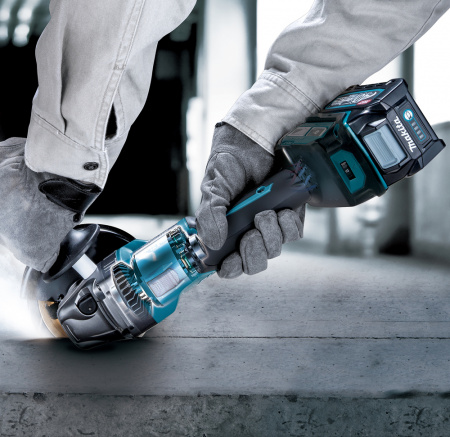 Угловая шлифмашина XGT Makita GA023GZ