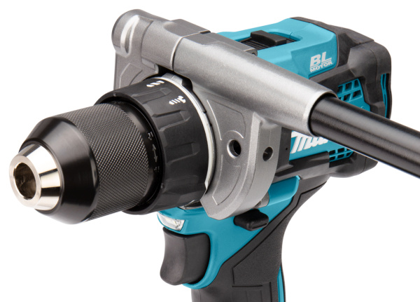 Дрель-шуруповерт XGT Makita DF001GZ