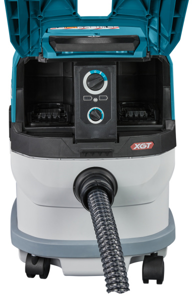 Аккумуляторный пылесос XGT Makita VC003GLZ