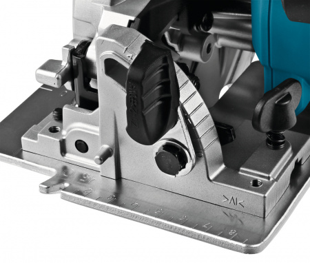 Аккумуляторная дисковая пила 165 мм Makita DHS660Z