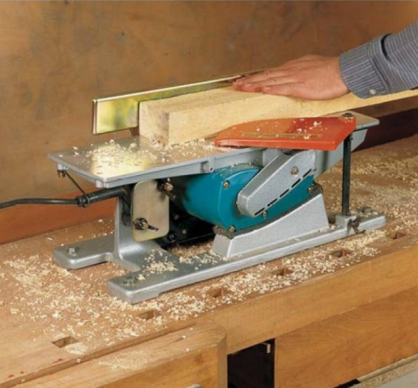 Подставка для стационарной установки рубанка Makita STEX122338