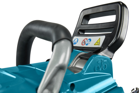 Цепная пила XGT Makita UC012GZ