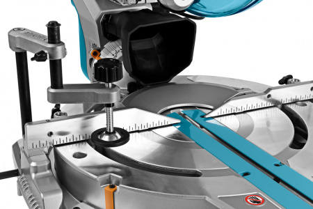 Консольная торцовочная пила 305 Makita LS1219L
