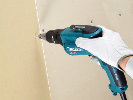 Шуруповерт по гипсокартону Makita FS4000J