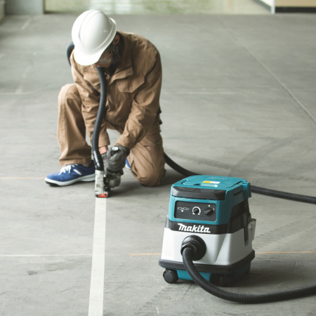 Аккумуляторный пылесос гибрид Makita DVC860LZ