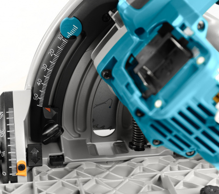 Погружная дисковая пила 165 мм Makita DSP600Z