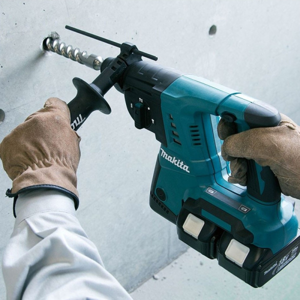 Перфоратор SDS-Plus Makita DHR263Z