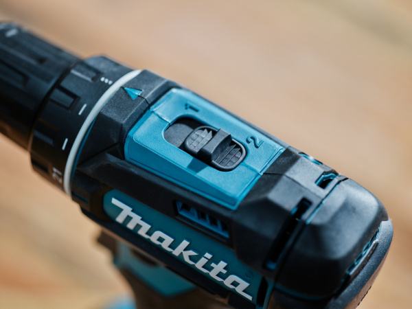 Дрель-шуруповерт LXT Makita DDF482RFJ